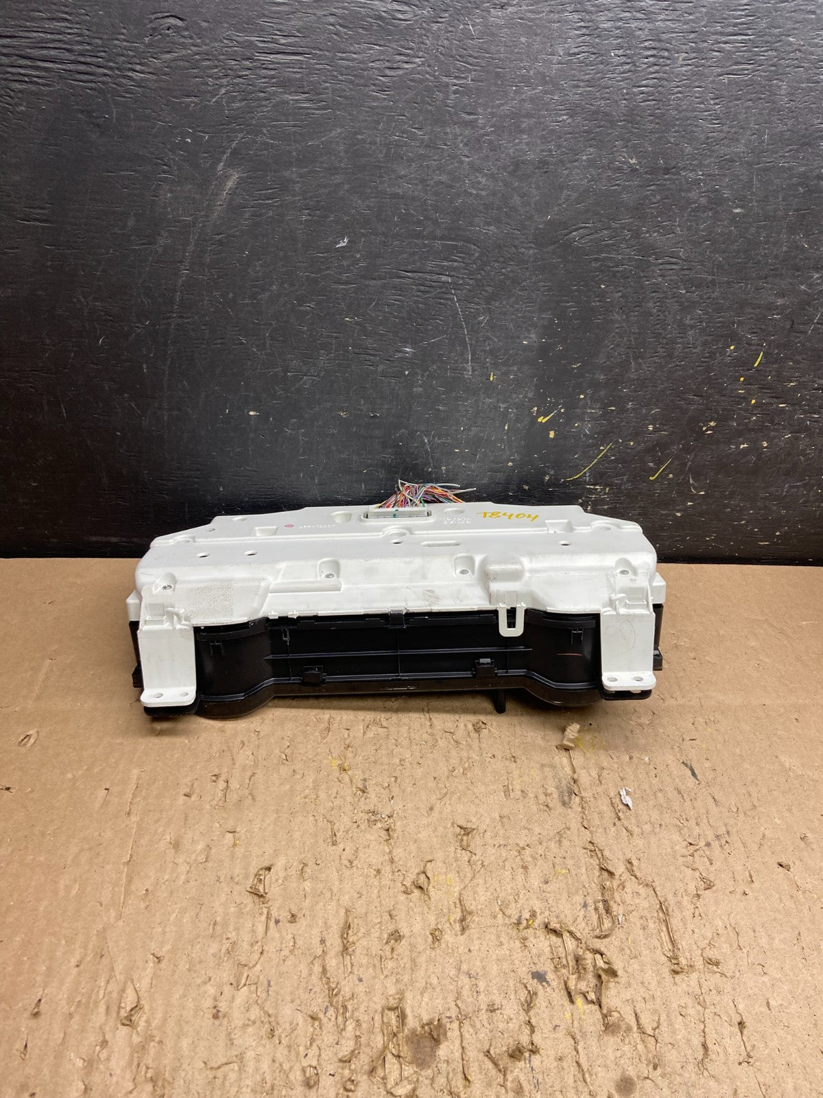 2006 to 2010 Toyota Sienna Speedometer Cluster Gauge t8404 DG6