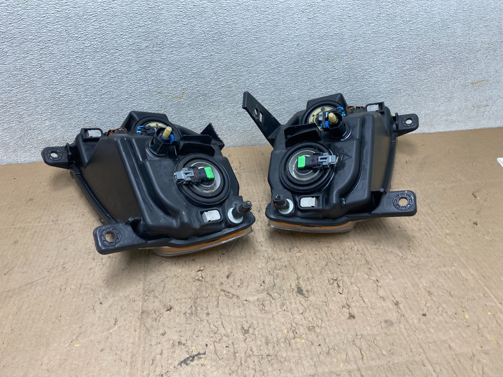 2011-2013 Jeep Grand Cherokee Left+Right Halogen Headlights W2815 DW5