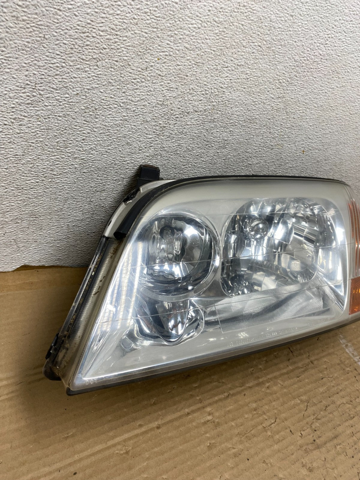 2001 to 2003 Acura MDX Left Driver LH Halogen Headlight AG9096 DW2