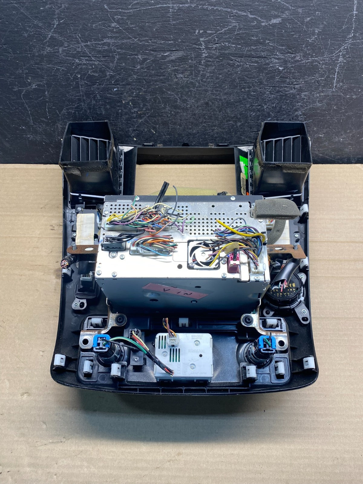 2008 to 2010 Infiniti QX56 Radio Player Climate Control Panel Bezel OE AF0047 DG5