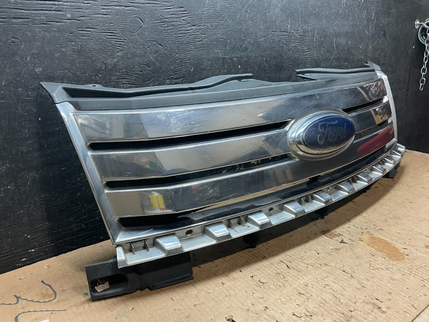 2007 2008 2009 2010 Ford Edge Front Upper Chrome Grill Grille Oem Y6390  DG1