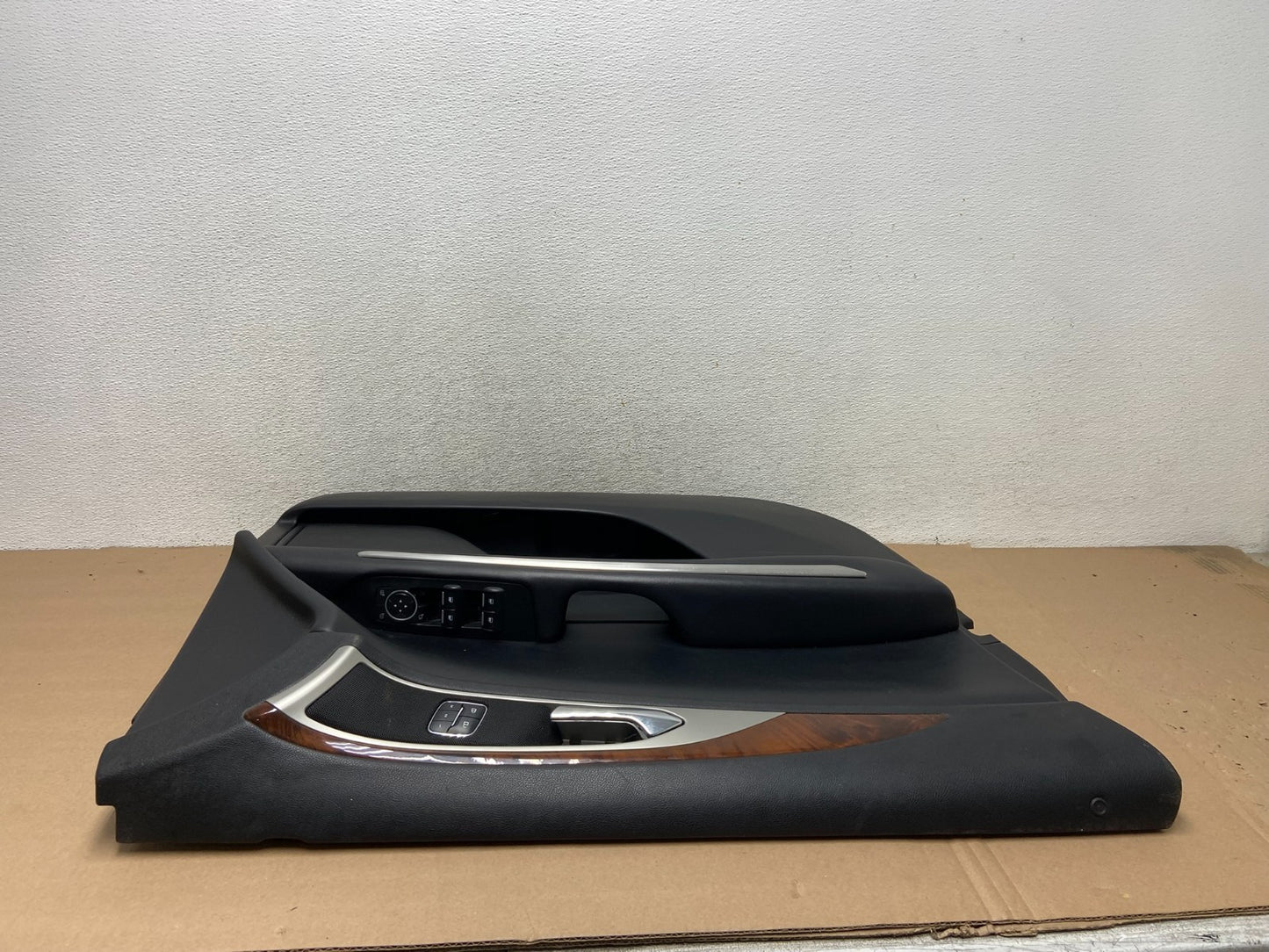 2017 to 2020 Ford Fusion Front Left Side Interior Door Panel ag4515 DG5