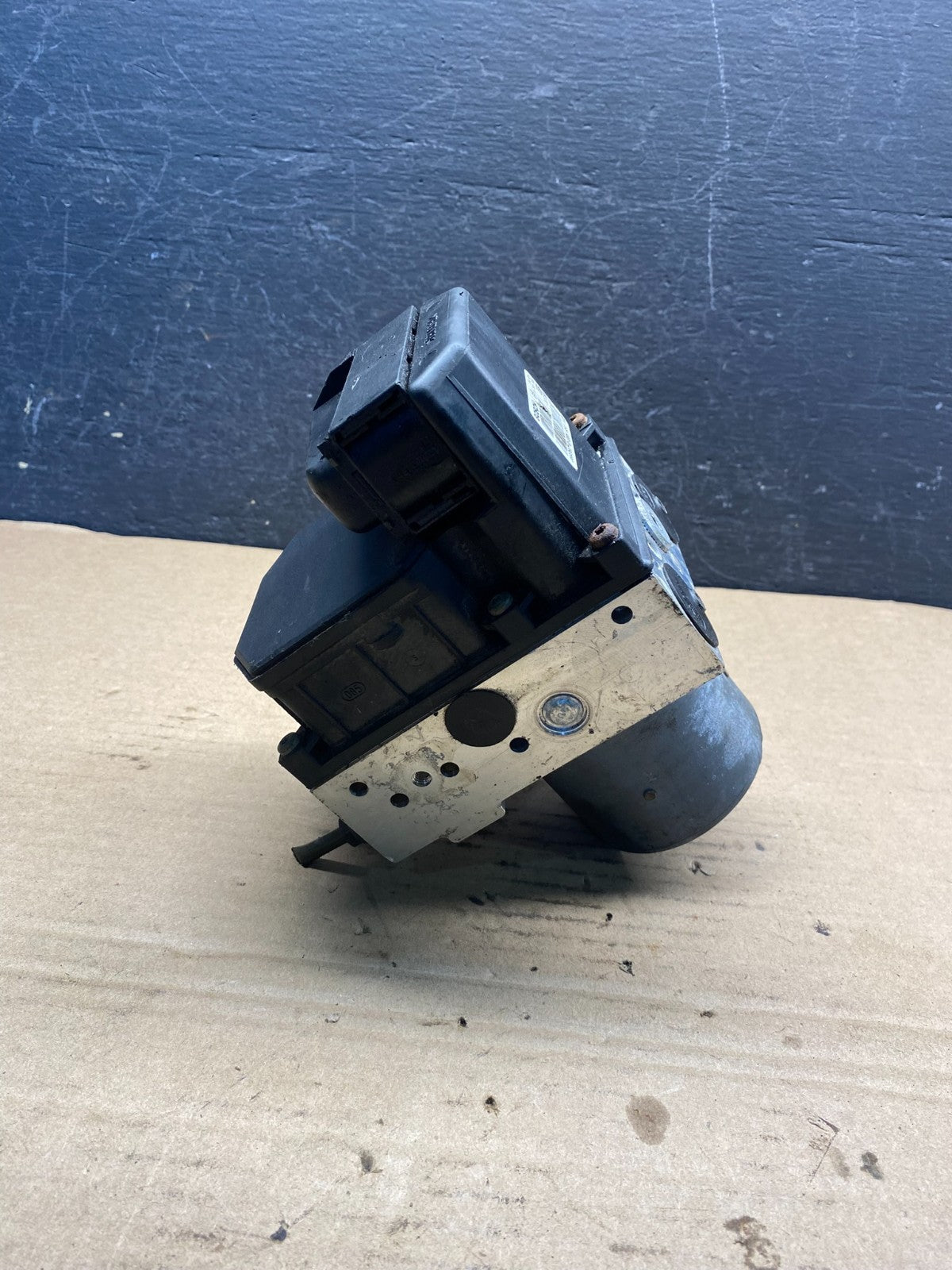 BMW 3 Series 325i 330i ABS Brake Pump Control 34516755243 AE2230 DW1