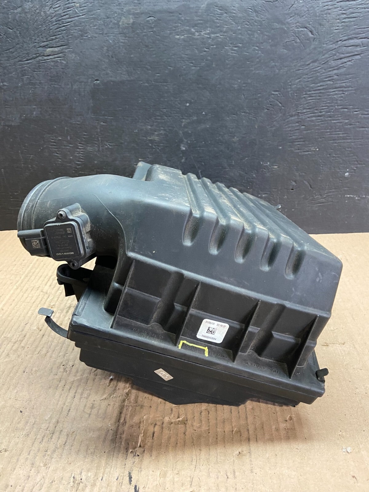2007 to 2010 BMW X5 Air Intake Cleaner Filter Housing Box OEM A9446 DG13