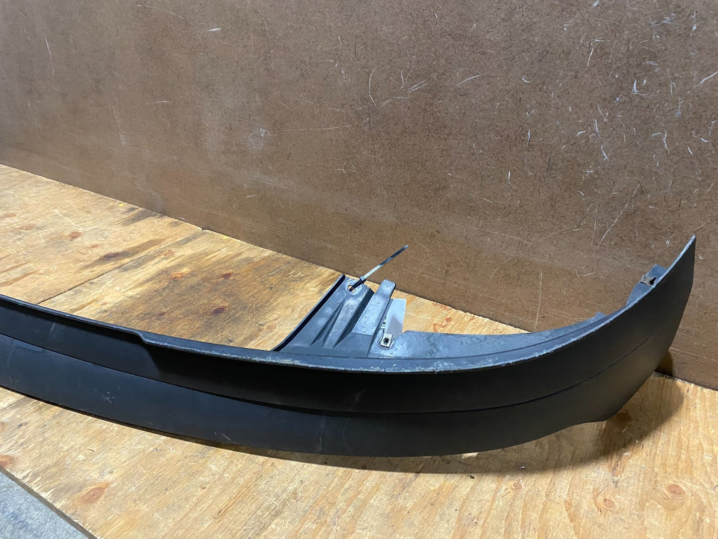 2013 to 2017 Chevrolet Traverse OEM Front Bumper Lower Valance 20983796 Y6380 PS3