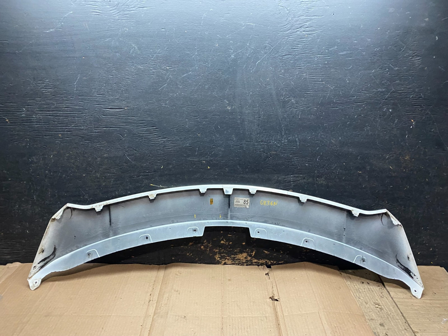 2013-2015 Mazda CX-9 Front Upper Grille Filler Panel Moulding W4674 DG7