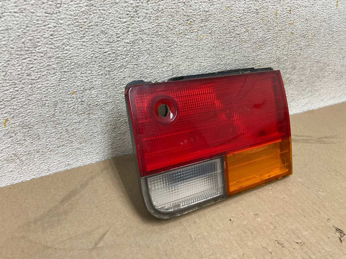 1992 to 1993 Honda Accord Driver Right Passenger Side Tail Light Inner AH6764 LK1