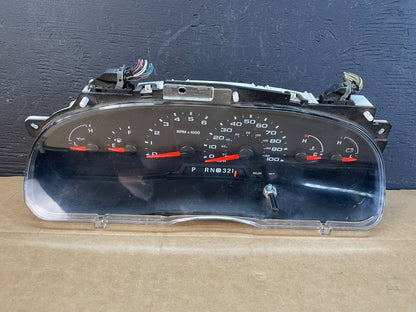 2006 Ford E350 Gauge Speedometer Cluster ac4957 DG0