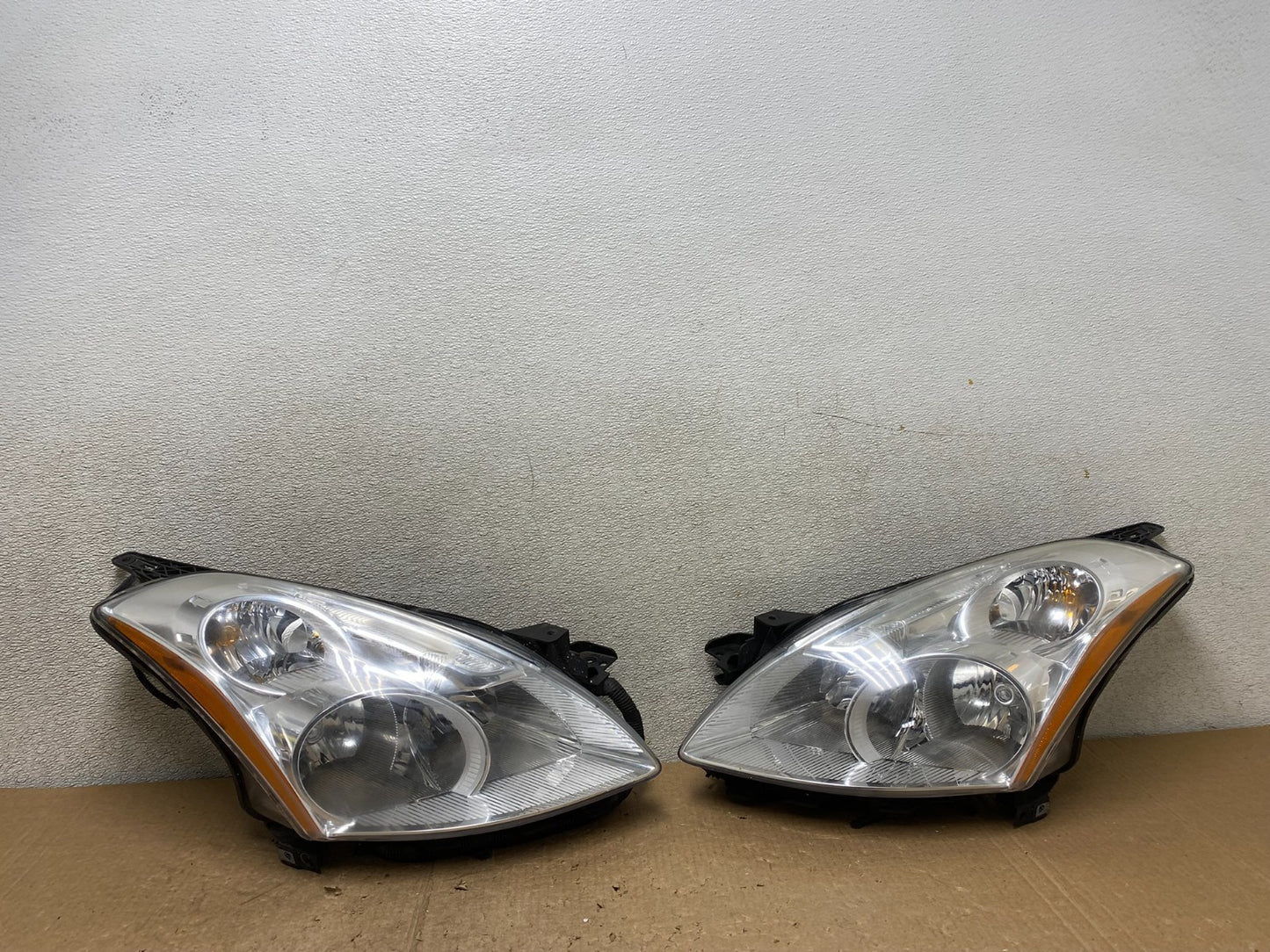Sedan 2010 2011 2012 Nissan Altima Headlights Halogen Left+Right Side V3598 DW0