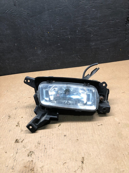 2014 2015 Kia Sorento Front Left Driver LH Fog Light Bezel H1928 DG10