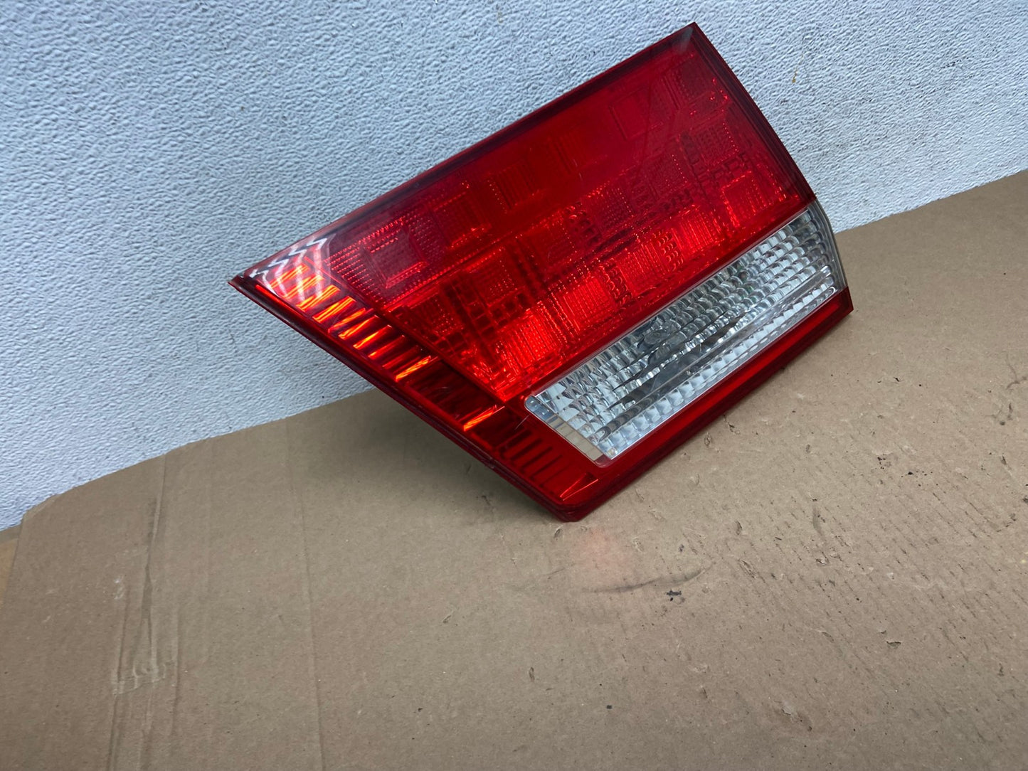 2005 2006 2007 Honda Odyssey Inner Left Driver Lh Tail Light AD6457 LK2
