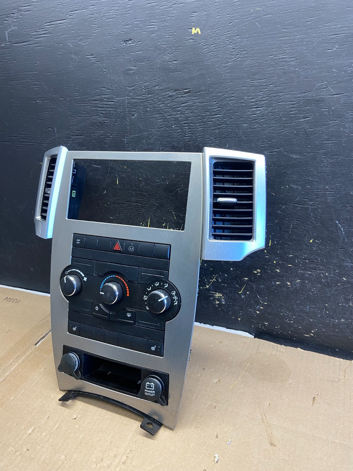 2008 2009 2010 Jeep Commander Grand Cherokee A/C Climate Control Bezel ab1963 DG1