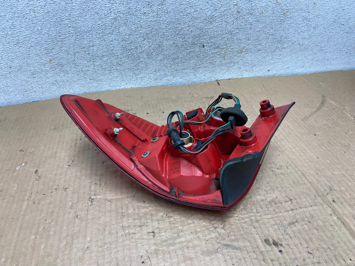 2001 2002 Mazda Millenia Left Driver Side Tail Light AI8228 LK6