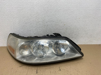 2005 to 2011 Lincoln Town Car Right Passenger Rh Side Headlight AE7028 DW0