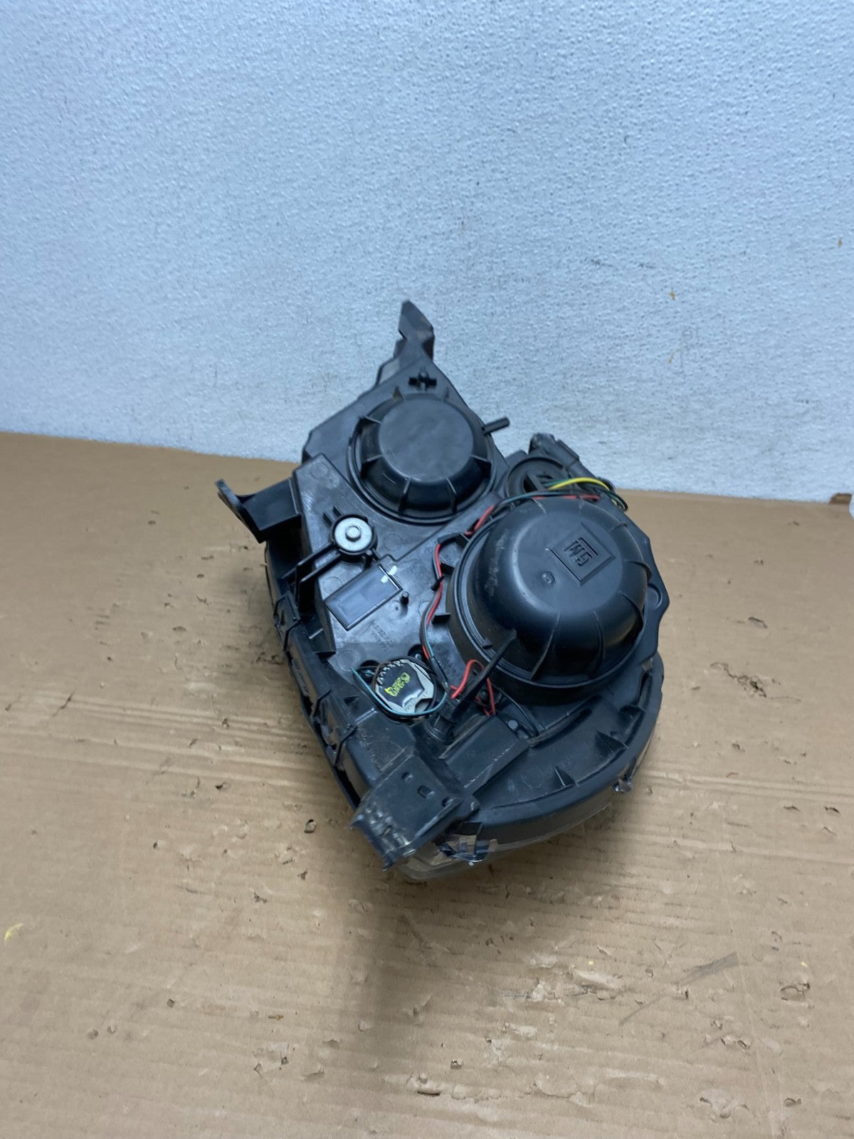 2016-2018 Chevrolet Equinox Left Driver LH Halogen Headlight AD4337 DW9