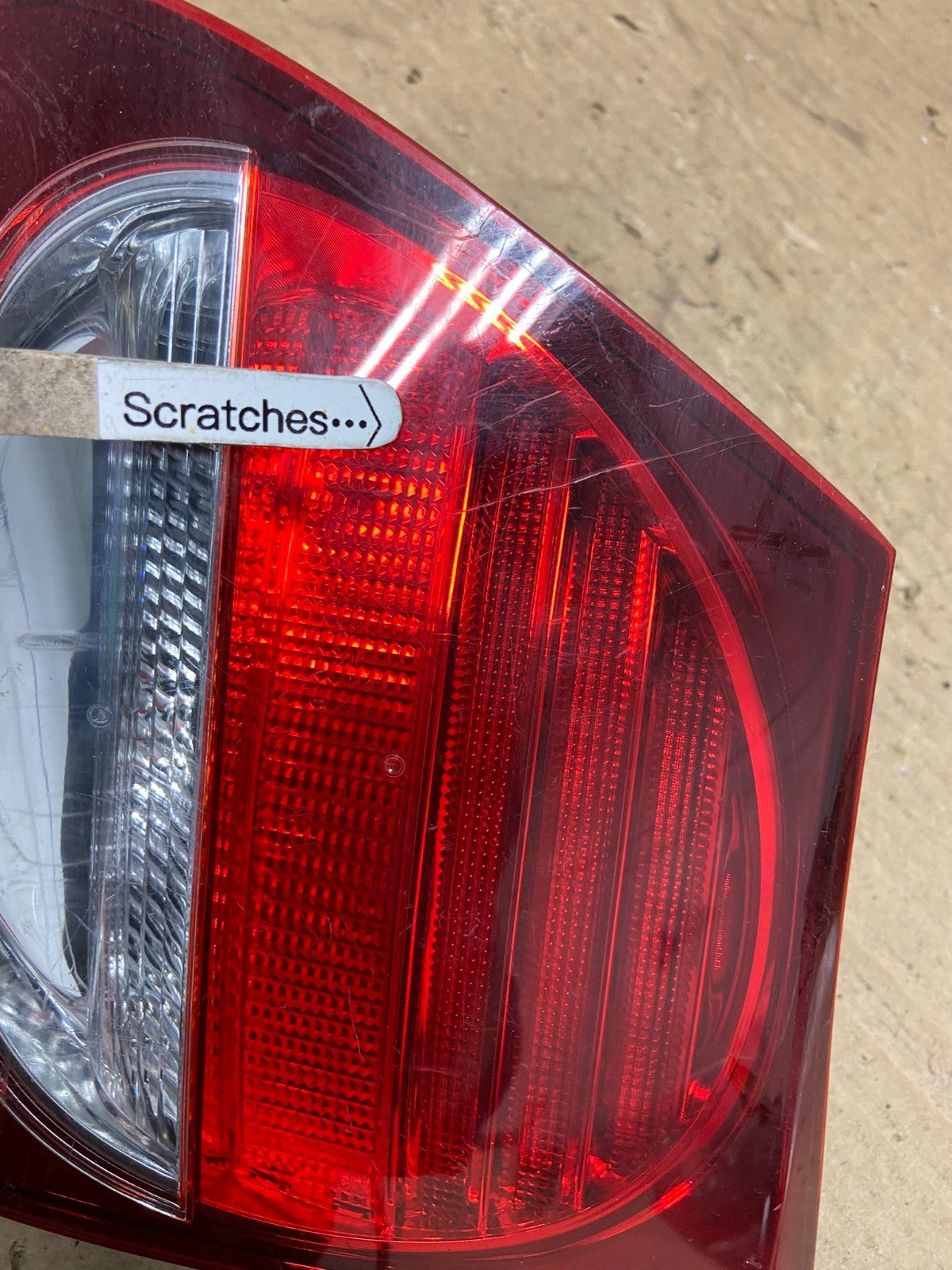 2006-2011 Lexus GS350 GS430 GS450H Right Passenger Inner Tail Light AB4799 LK3