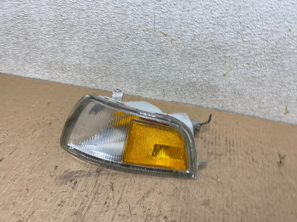 1997 to 2001 Mitsubishi Mirage Left Driver LH Turn Signal OEM Q2764 DG1