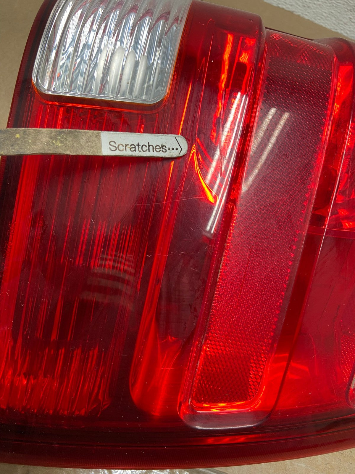 2003 2004 2005 2006 Ford Expedition Right Passenger Rh Tail light AE6838 LK3