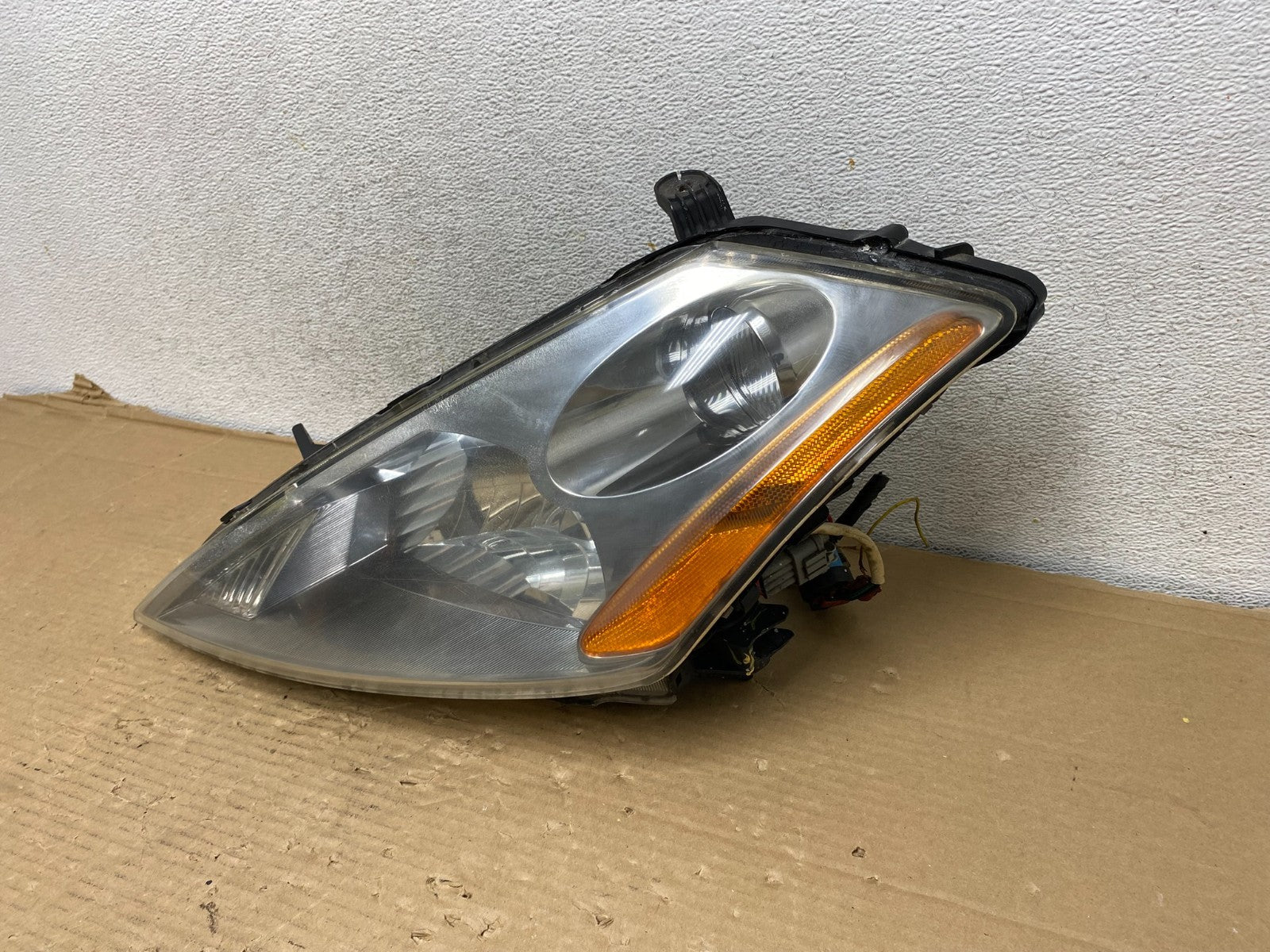 2003 to 2007 Nissan Murano Left Driver LH Side Headlight Halogen AG9273 DW2
