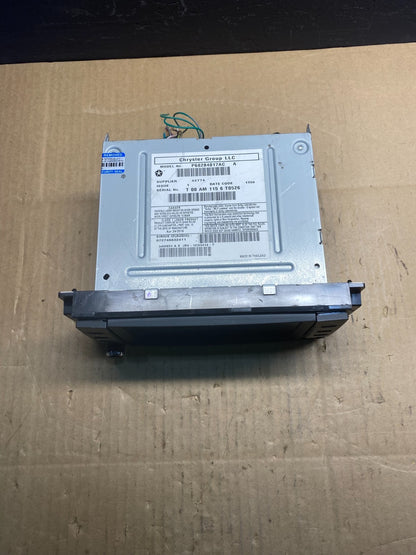 2013 to 2016 Jeep Compass Patriot Media Satellite Radio Screen Display AB7468 DG4