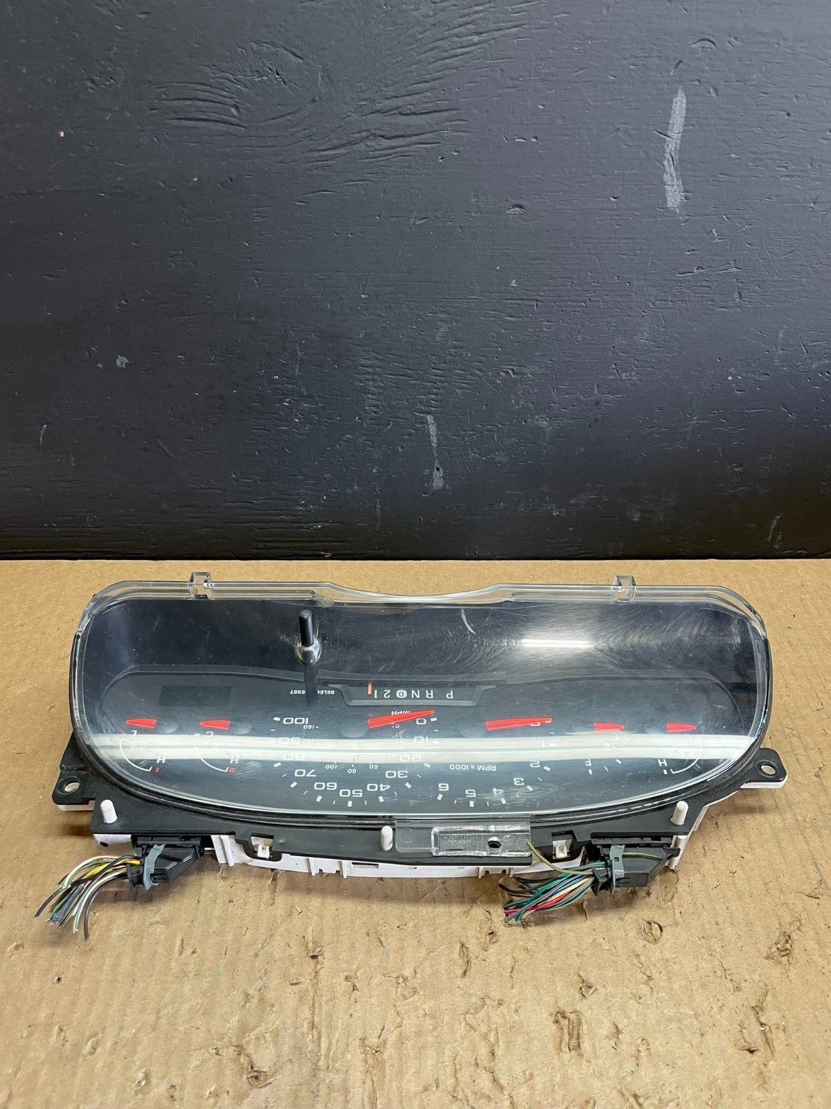 2006 Ford E350 Gauge Speedometer Cluster OEM ab7531 DG4