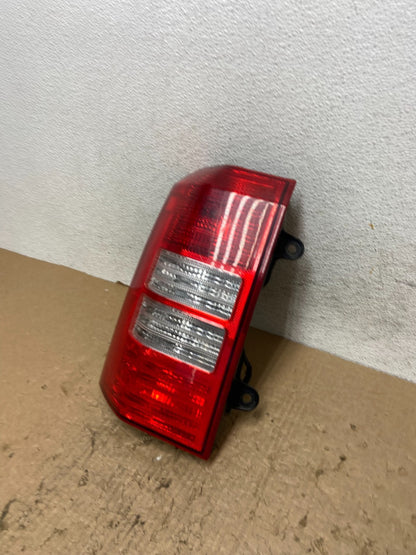 2008 to 2016 Jeep Patriot Left Lh Driver Side Tail Light AF8402 DW1