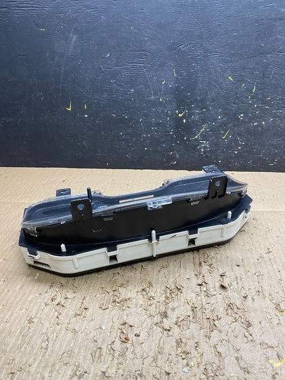 2002 Ford Explorer Speedometer Cluster Gauge OEM V7503 DG4