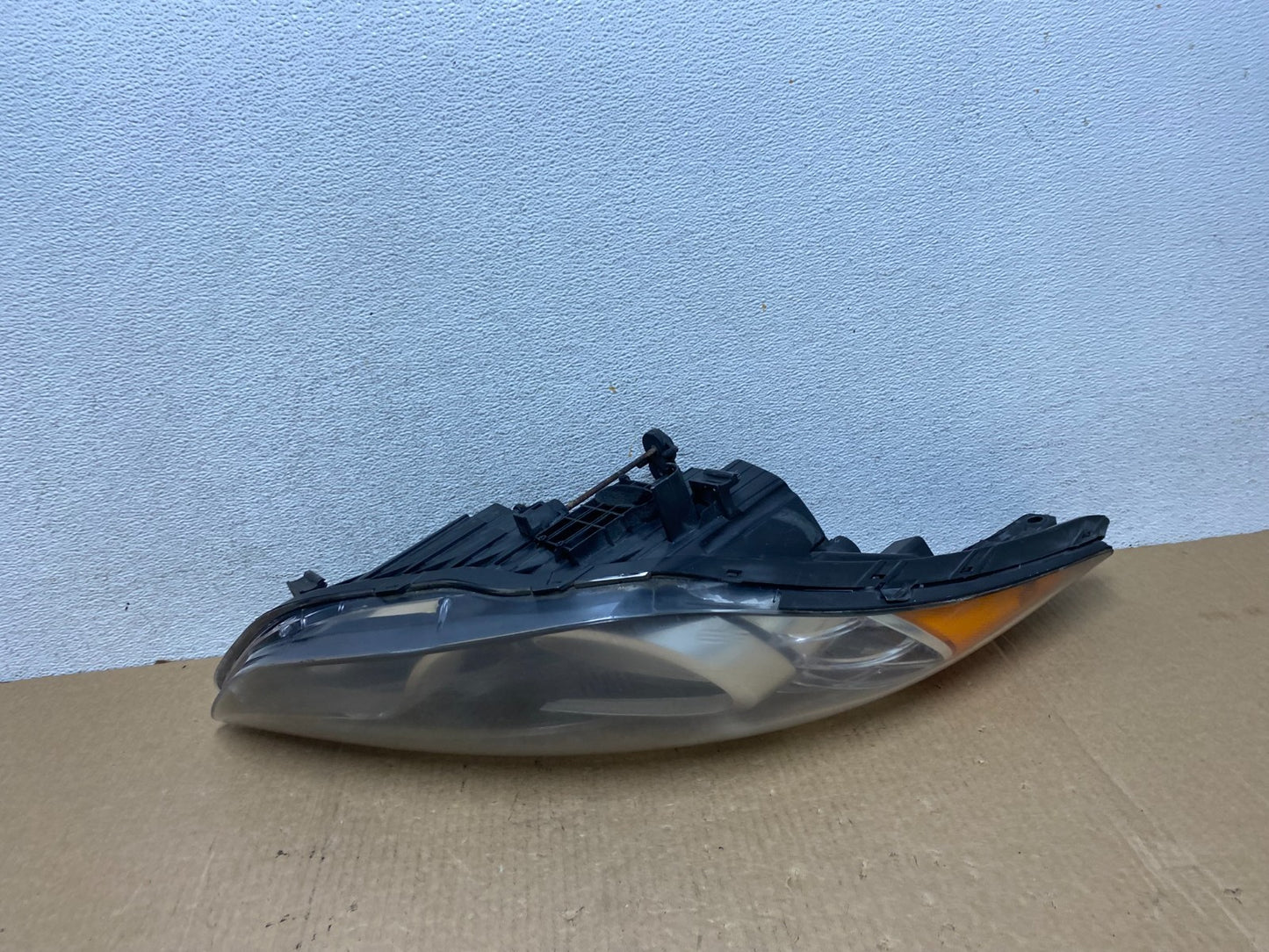 2011 2012 2013 Hyundai Elantra Right Passenger Headlight AF9660 DW7