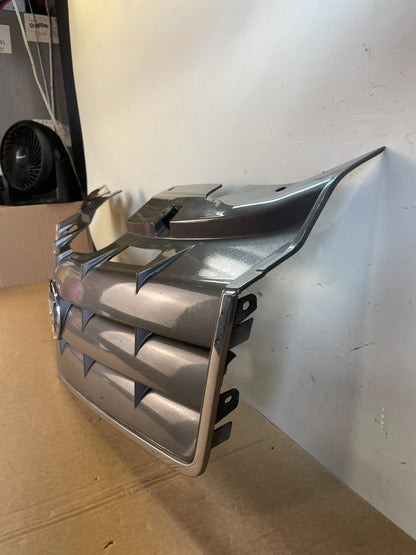 2004 to 2005 Cadillac SRX Front Upper Grille Grill AG2870 DG1