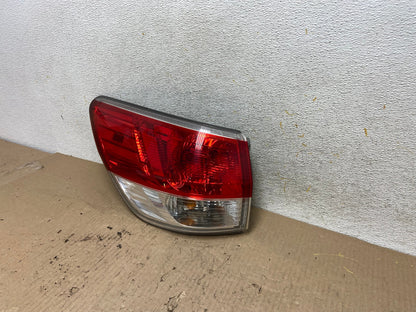 2013 to 2016 Nissan Pathfinder Left Driver Lh Side Tail light AH6028 LK2