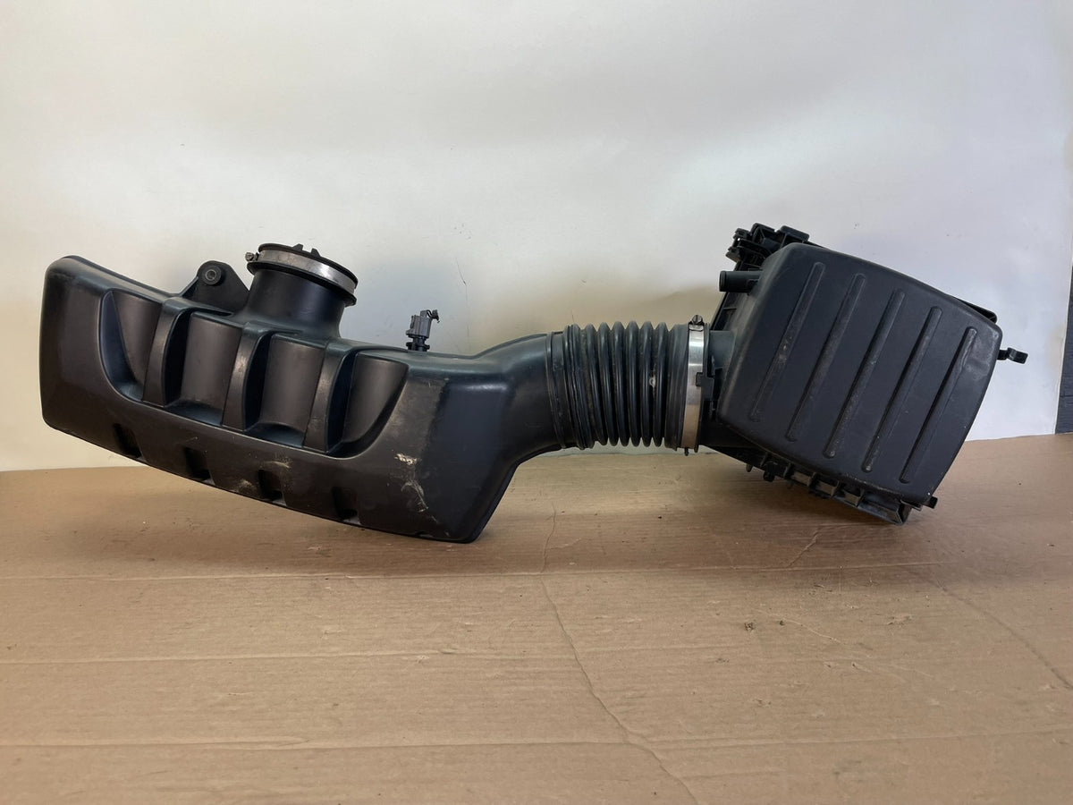 2011-2021 Jeep Grand Cherokee 5.7 V8 Air Intake Resonator Box AG9938 DW0