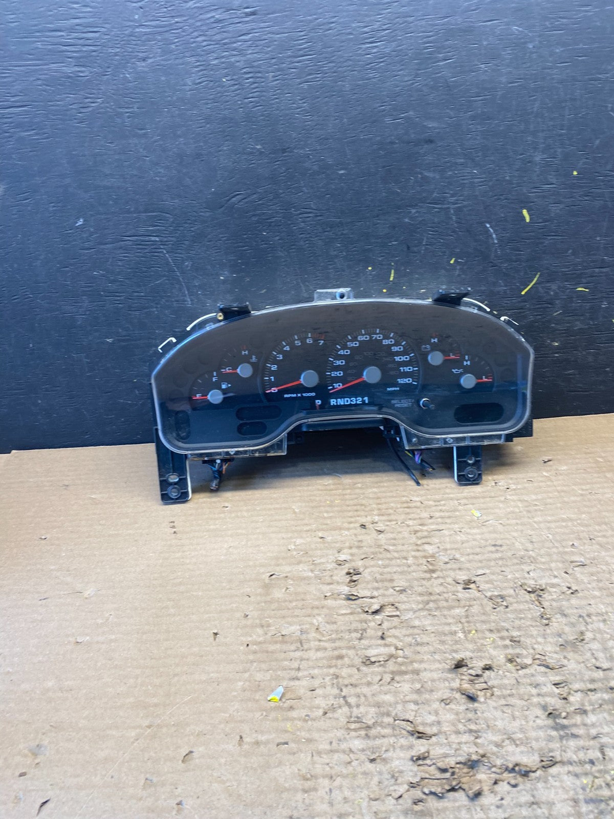 2004 2005 Ford Explorer Speedometer Cluster Gauge Oem S9010 DG0