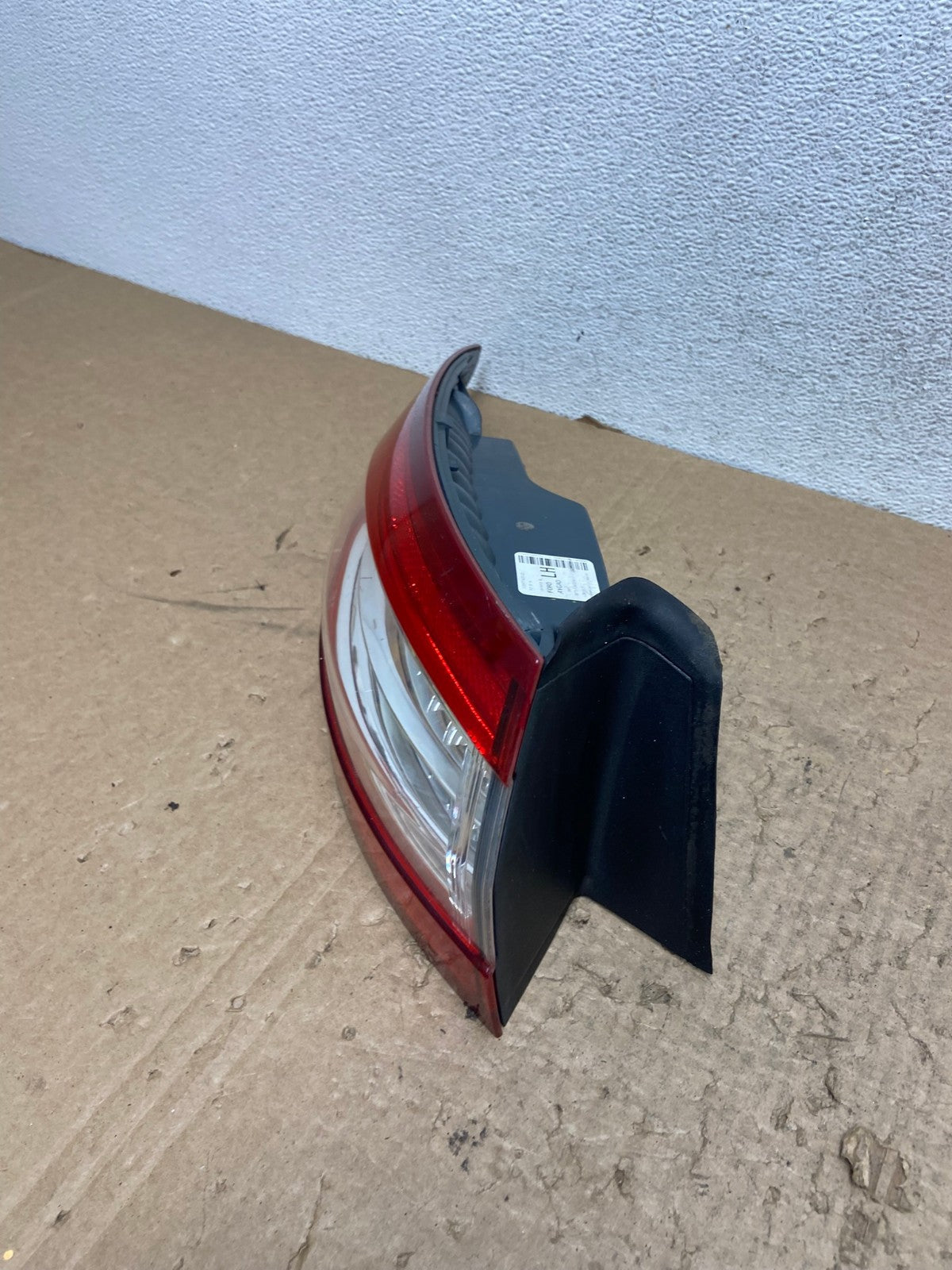 2013 to 2016 Ford Fusion Left Driver LH Side Tail Light AG1418 LK1