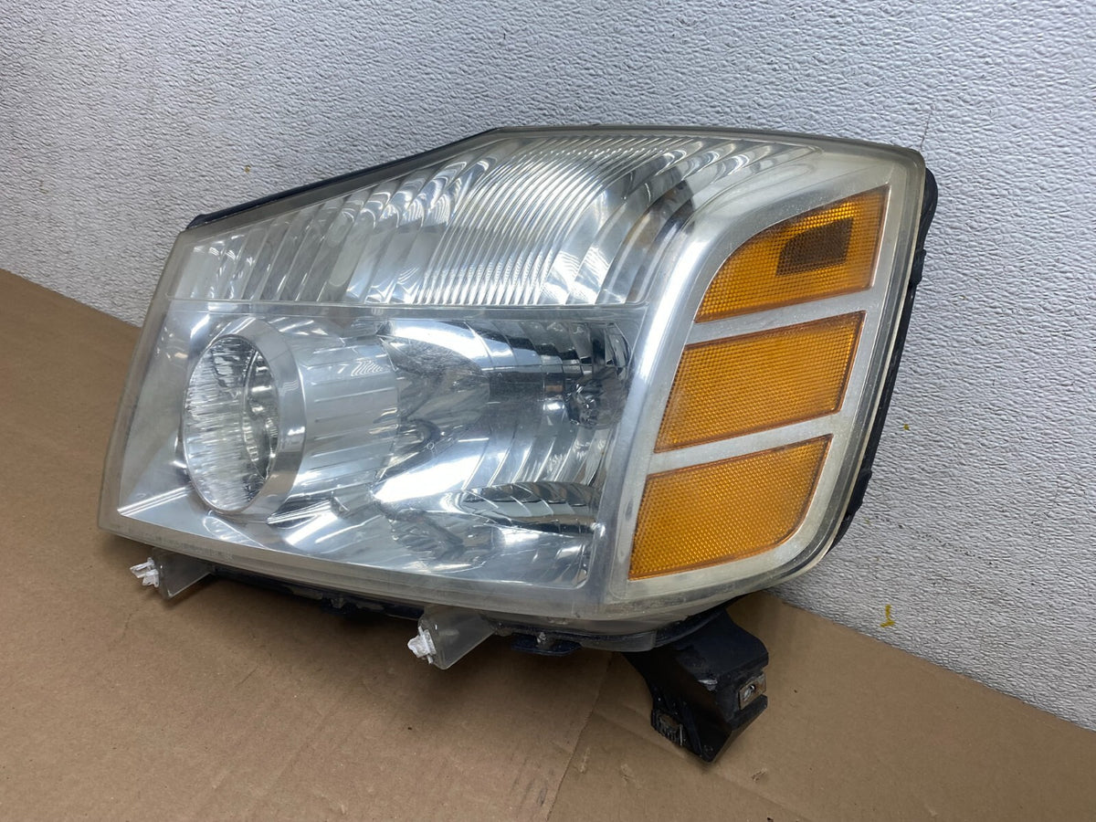 2004 to 2007 Nissan Armada Left Driver Lh Side Headlight Halogen M4621 DW1