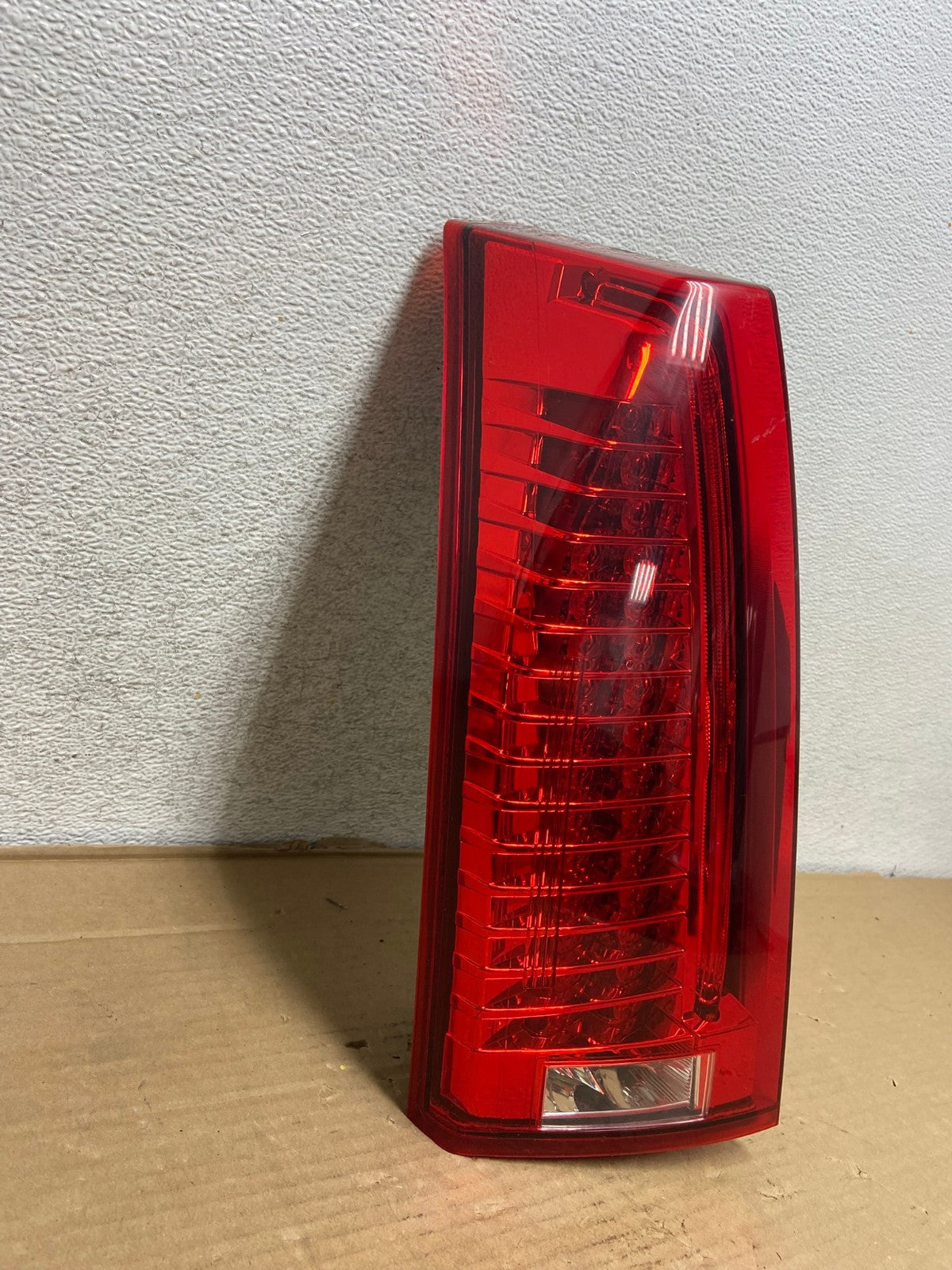 2008 to 2013 Cadillac CTS Left Driver Lh Side Led Side Tail light AG9220 LK1