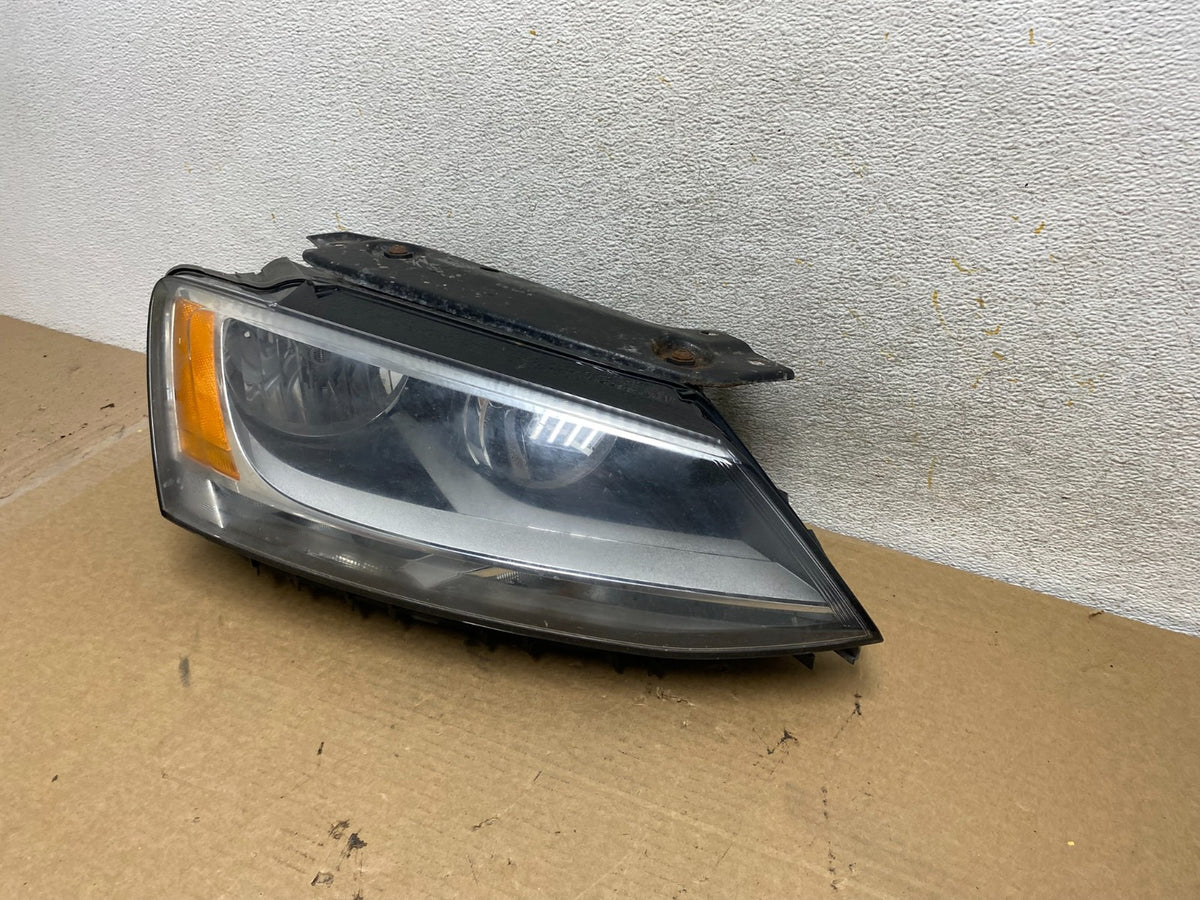 2011 to 2014 Volkswagen Jetta Right Passenger RH Headlight Halogen AH4170 DW2