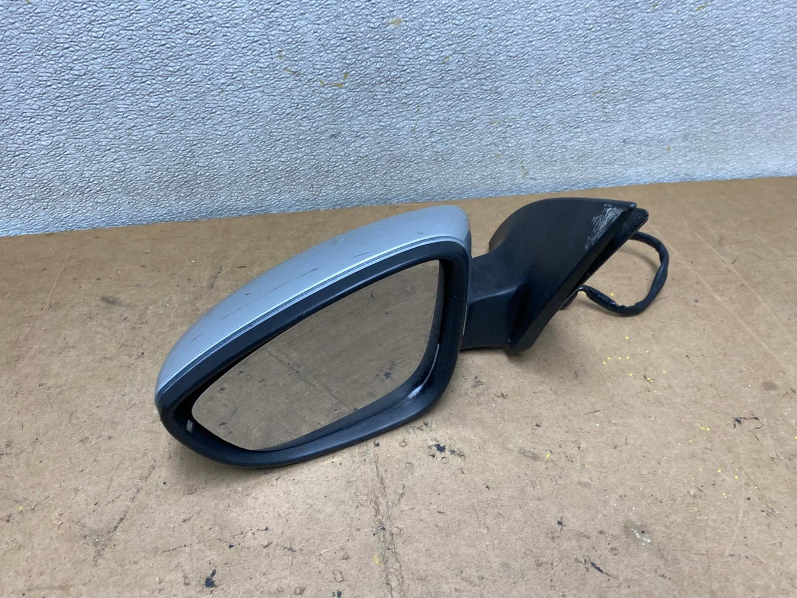 2009 to 2012 Volkswagen CC Left Driver LH Power Door View Mirror X6876 MS6
