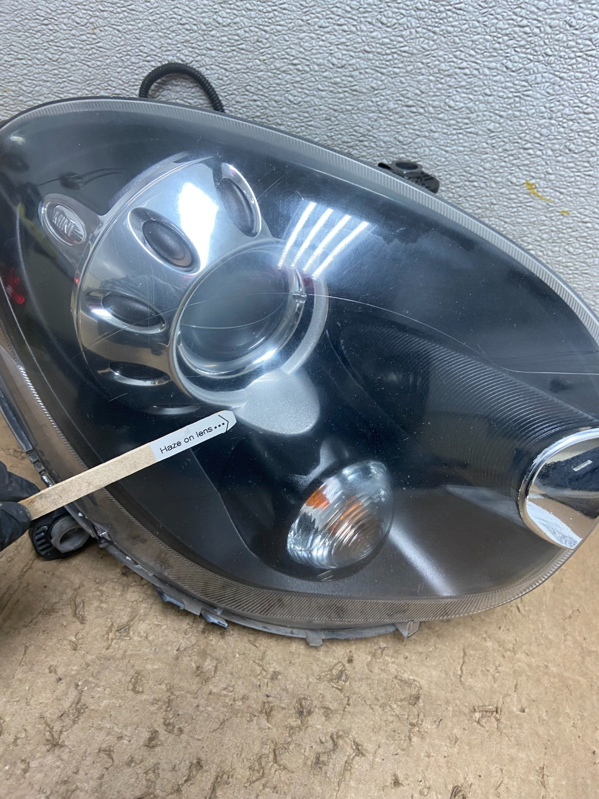2011-2015 Mini Cooper Countryman Right Passenger Headlight Xenon HID OE Y8337 DW4