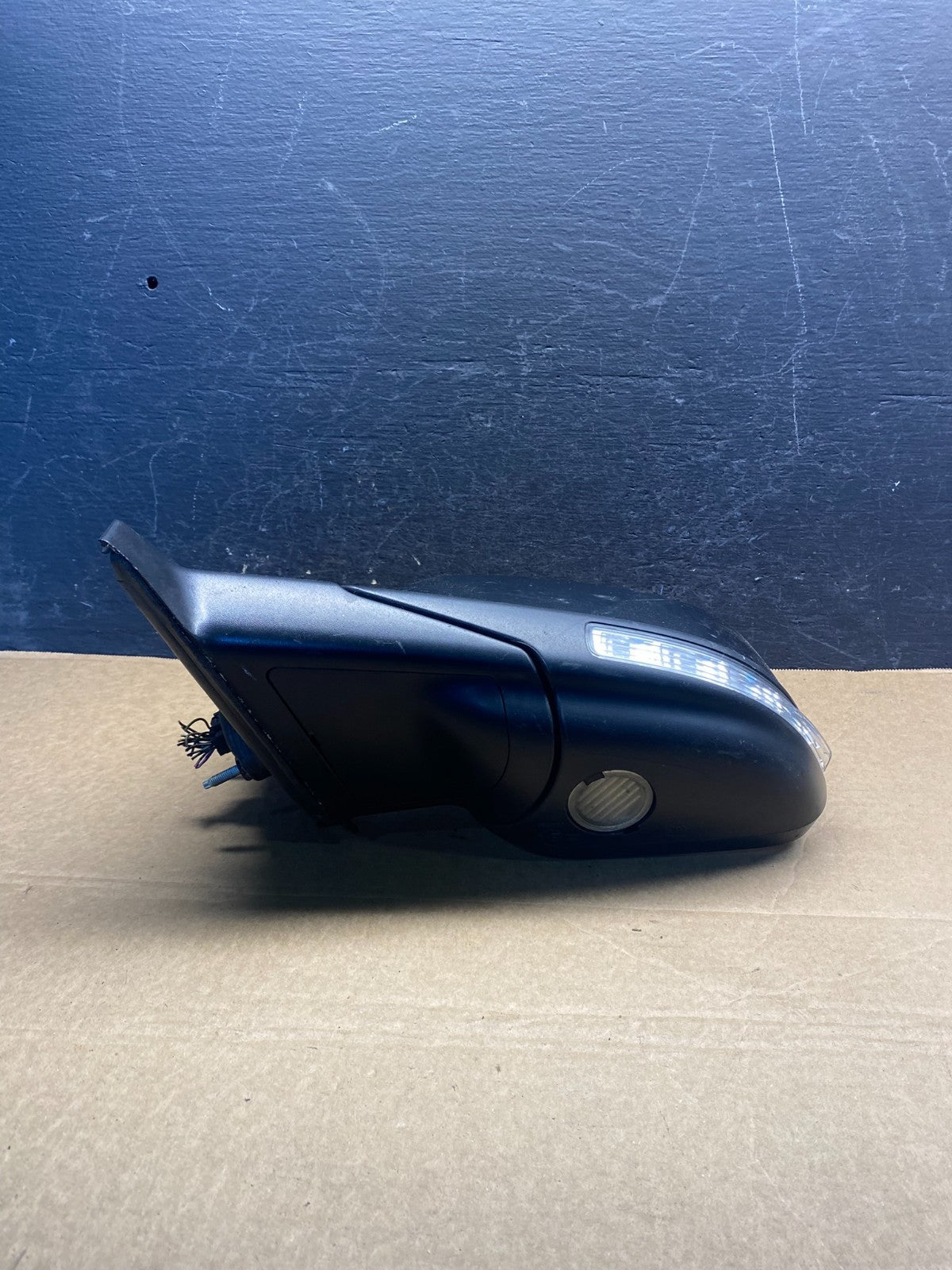 2016 - 2019 Ford Explorer Left Driver View Door Turn Signal Mirror AF7606 DG3