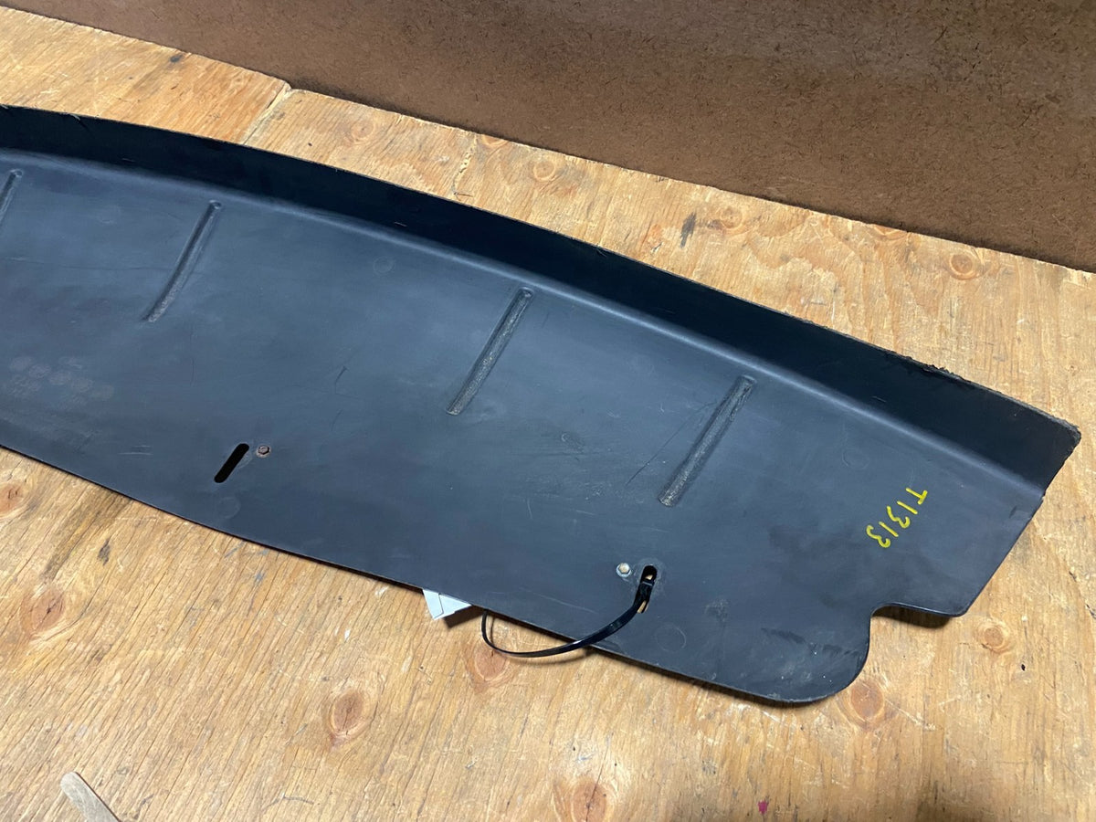 2008 to 2009 Ford Taurus Front Deflector T1313 PS5