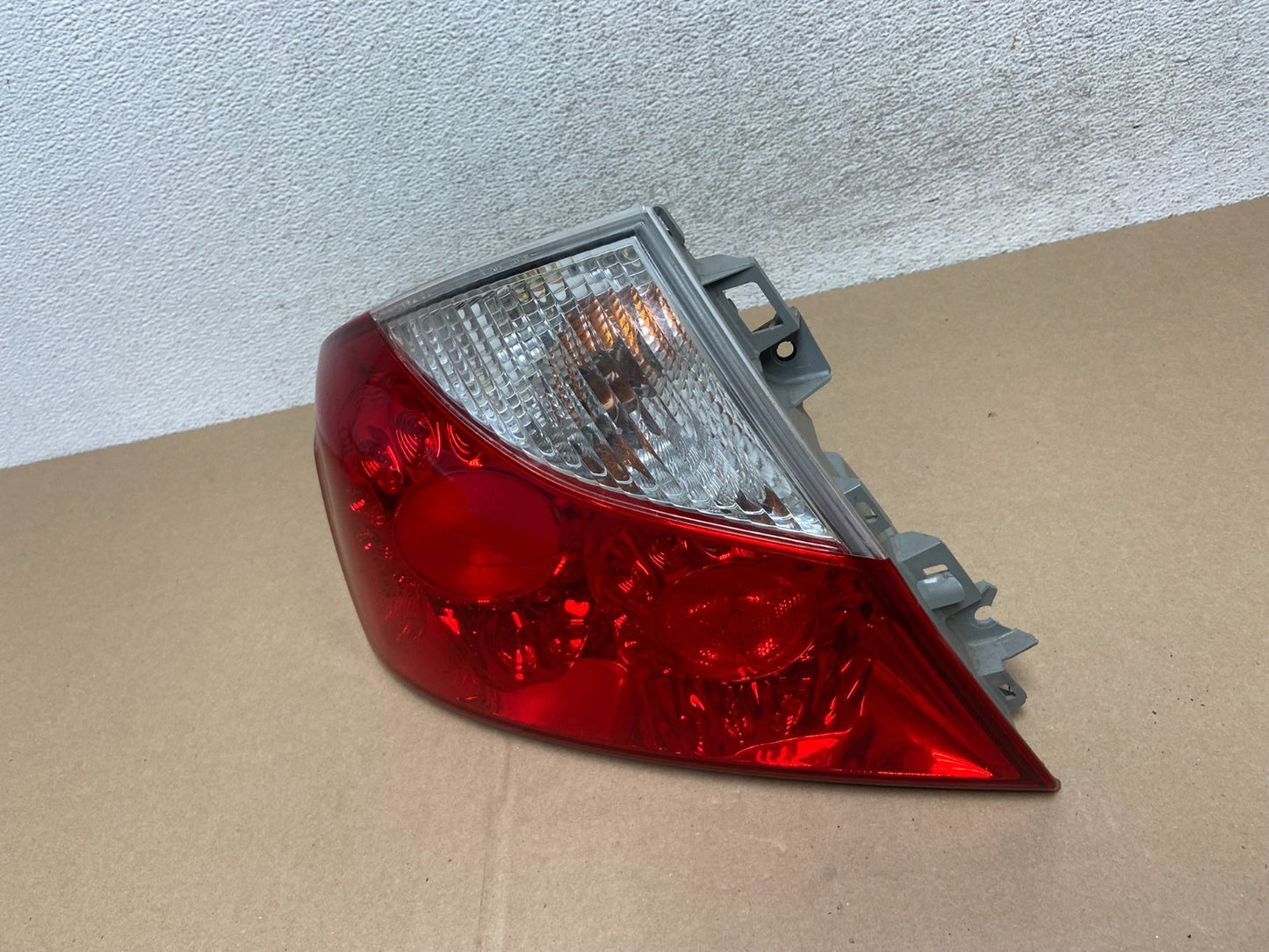 2008 2009 2010 Infiniti M35 M45 Left Driver LH Side Tail Light AG6567 DW1