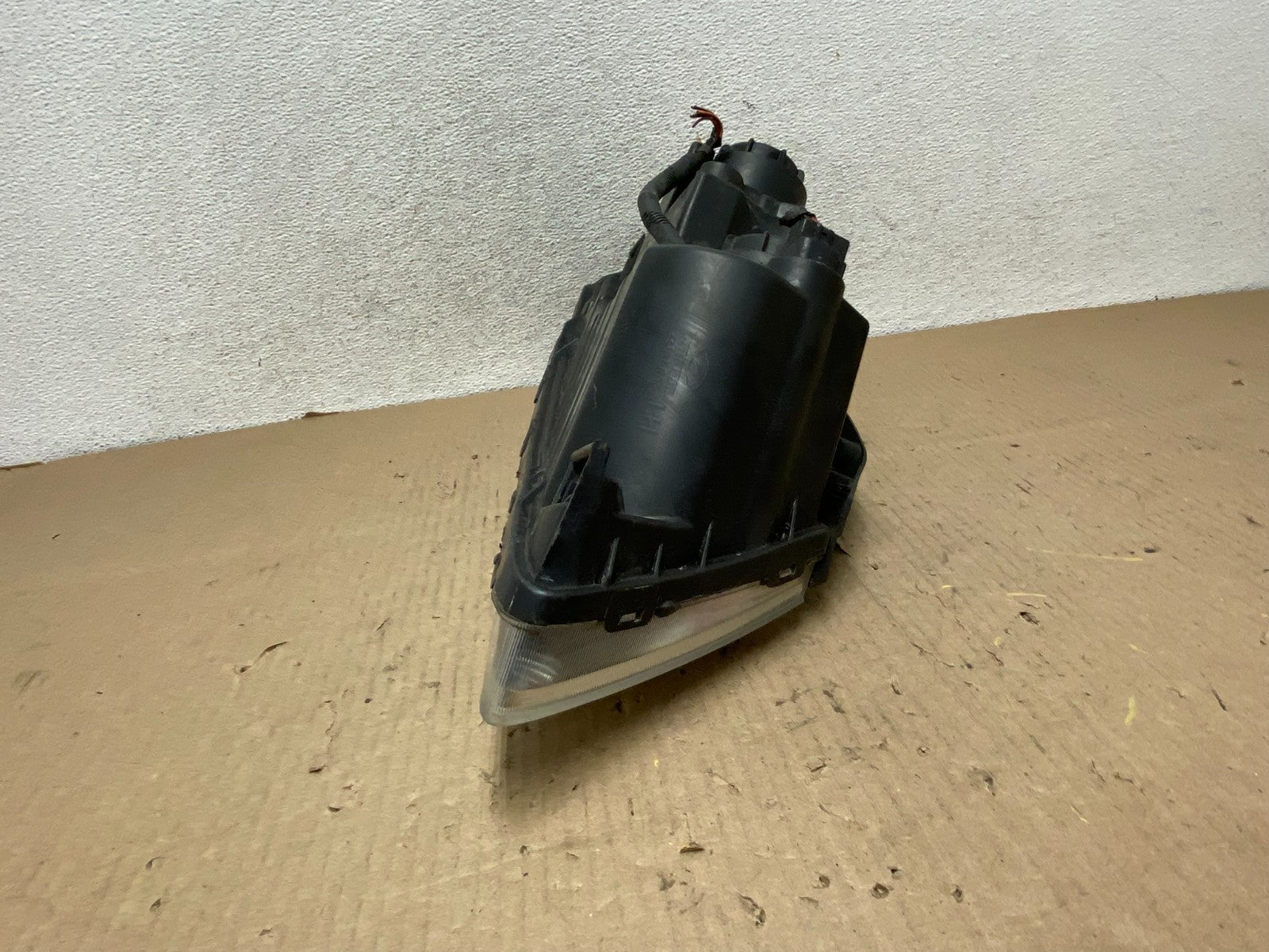 2009 - 2010 Hyundai Sonata Left Driver LH Side Headlight Halogen AG8027 DW6