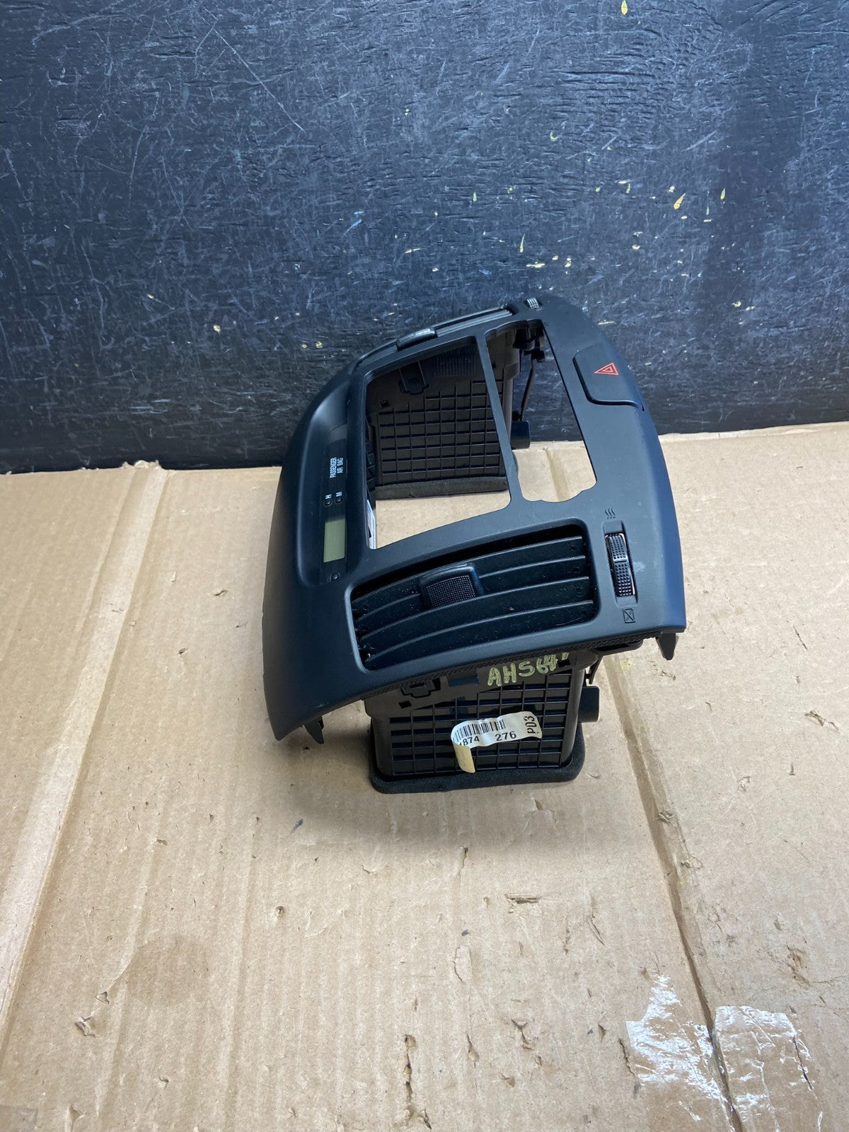2007-2010 Hyundai Elantra Radio Heat AC Climate Control Air Vent Bezel AH5641 DG1