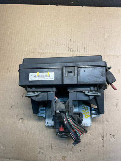 2004 2005 Dodge Durango Fusebox Fuse Box Relay Body BCM Module u2117 DG2
