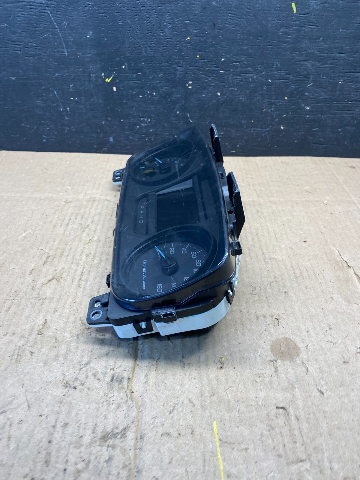 2016 Ford Taurus Speedometer Instrument Cluster Gauges OEM p0027 DG3