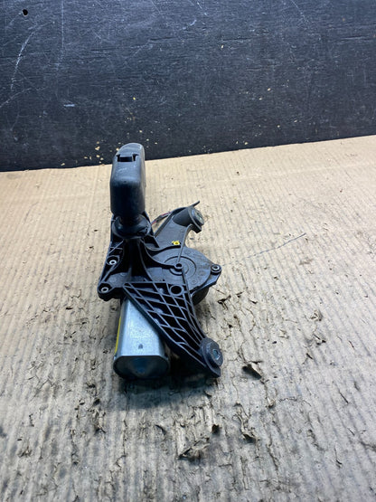 2011 to 2014 Ford Edge Licnoln MKX Rear Windshield Wiper Motor OEM y1438 DG2