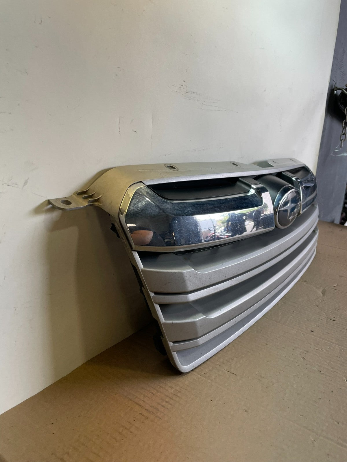 2013 to 2014 Subaru Legacy Outback Front Grill Grille AH6538 DG2