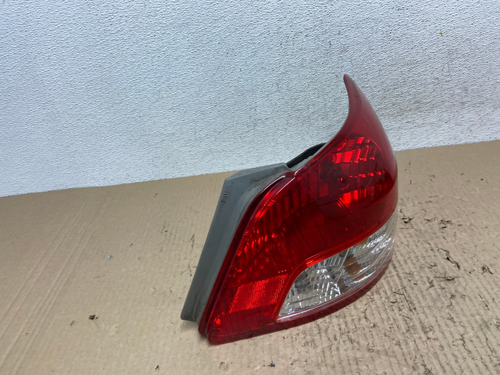 2007 to 2012 Toyota Yaris Hatchback Right Passenger RH Side Tail Light AF2975 LK2