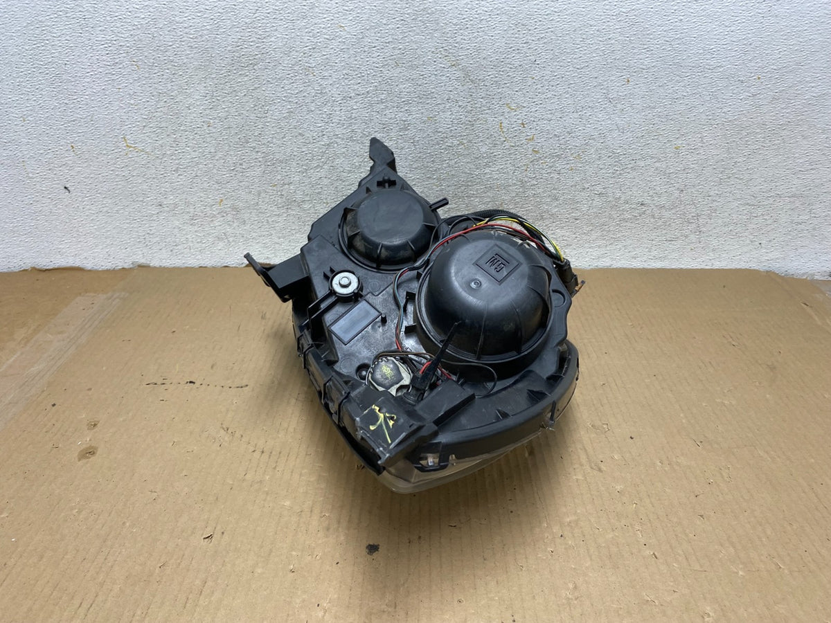 2016-2018 Chevrolet Equinox Left Driver LH Halogen Headlight AH3055 DW8