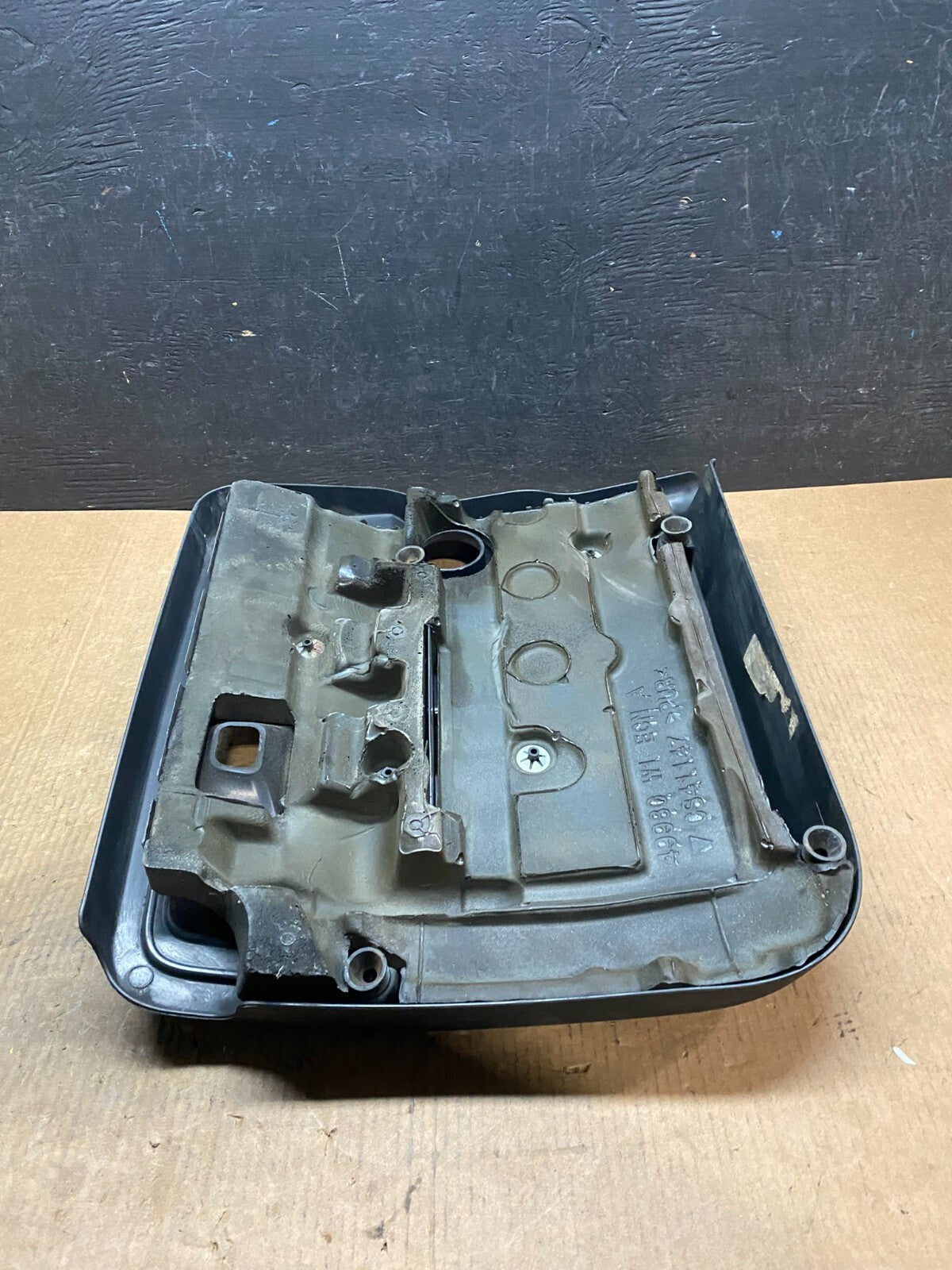 2012 to 2014 Chrysler 200 Engine Cover Top Lid Cover H4763 DG17